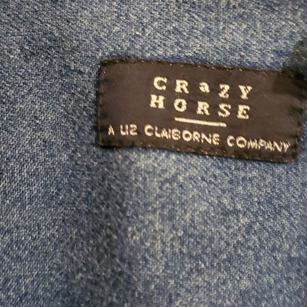 Crazy Horse  A Liz Claiborne Company - Picture 3 of 11